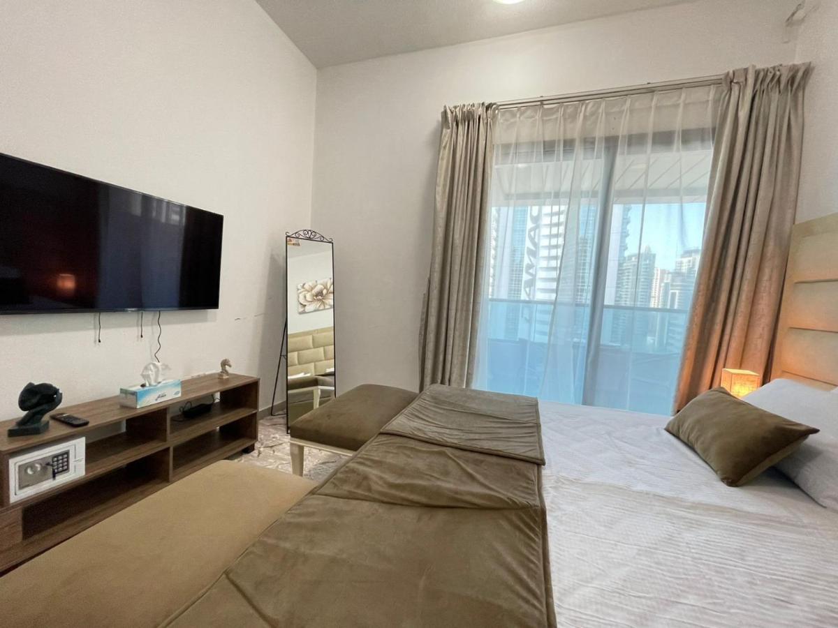 Private Gorgeous Room With Marina View With Shared Kitchen In Shared Apartment Dubaï Extérieur photo